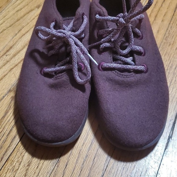 Allbirds burgundy wool runners w 10 - Picture 1 of 7